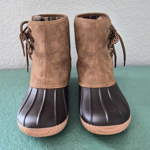 ​Marleylilly Tan and Brown Plaid Lined Duck Boots Size 6 - Picture 2 of 14